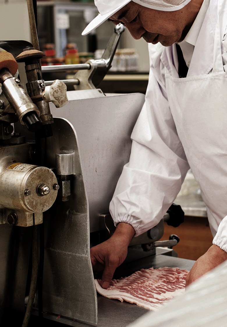 青森県平川市の精肉店 肉の豚金(葛西精肉店)